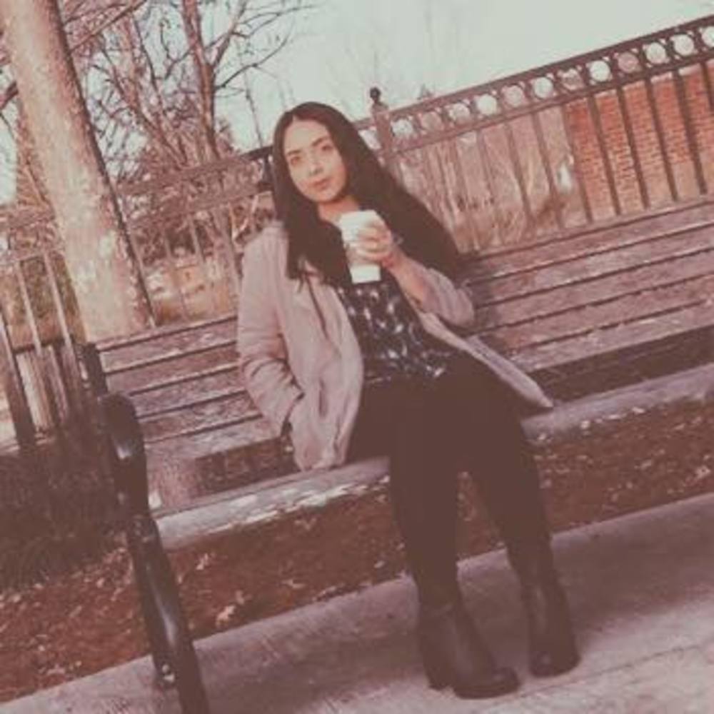 Meet your Posher, Jazmin